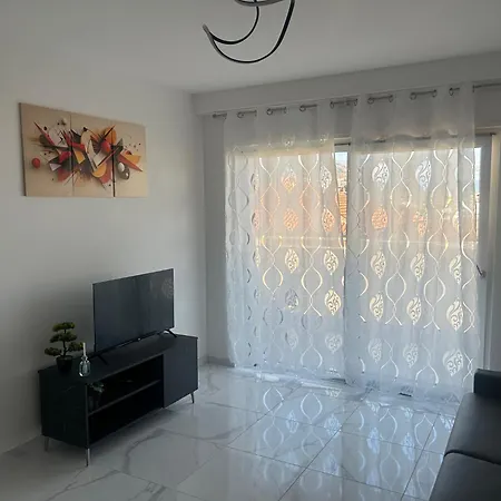 Garibaldi House - Via Cupello Apartament