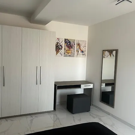 Garibaldi House - Via Cupello Apartment *
