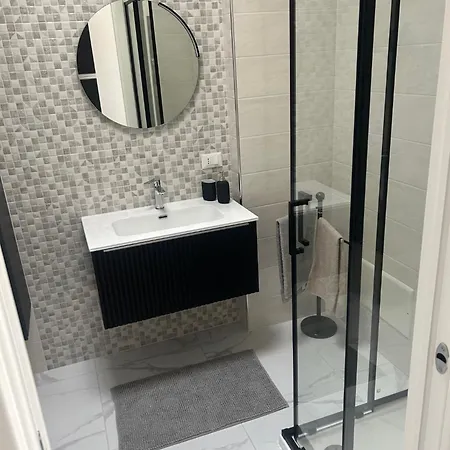 Garibaldi House - Via Cupello