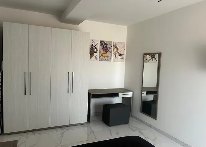 Garibaldi House - Via Cupello アパート *