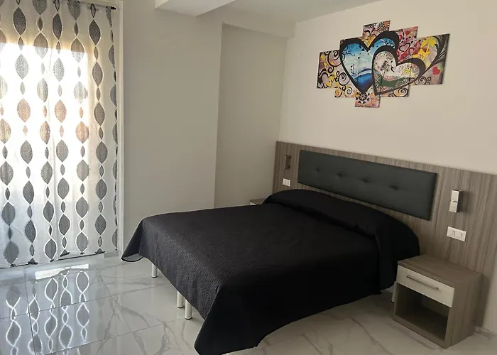 Garibaldi House - Via Cupello * アヴェッツァーノ