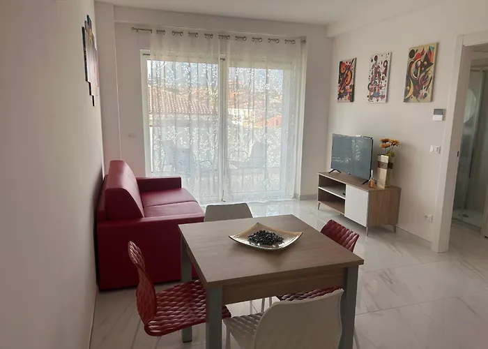 Garibaldi House - Via Cupello *